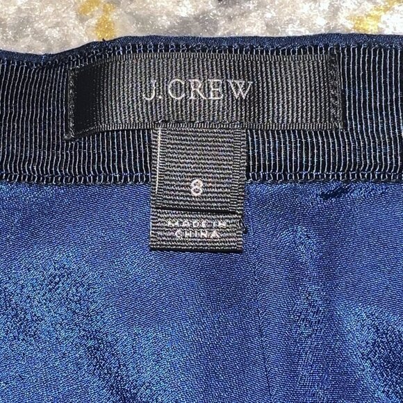 J. Crew Navy & White Swing Skirt Pinstripe Flounce Rounded Flare Hem Size 8 - Picture 3 of 4